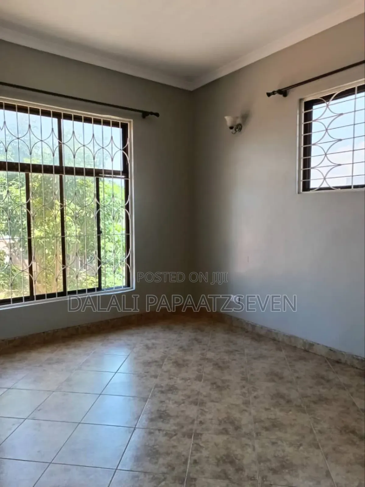5bdrm House in Dalalipapaatzseven, Bunju for rent