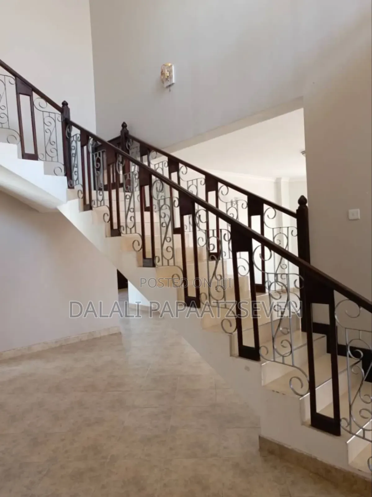 5bdrm House in Dalalipapaatzseven, Bunju for rent