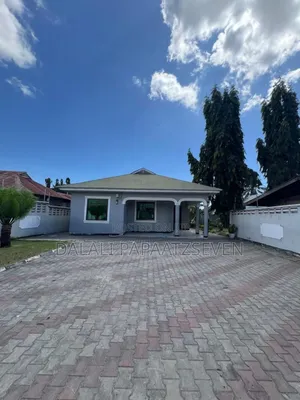 3bdrm House in Dalalipapaatzseven, Kinondoni for rent