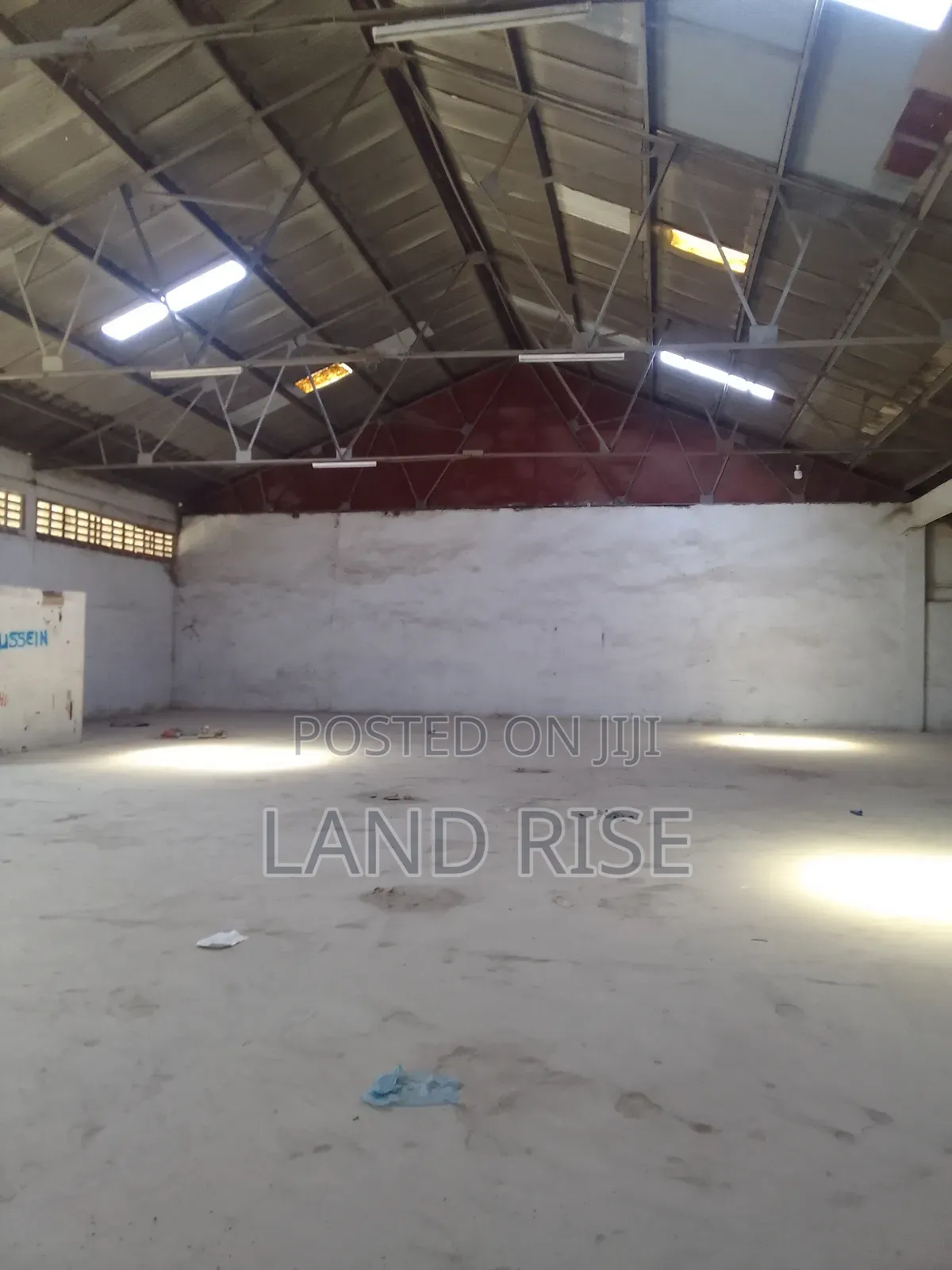 Warehouse for Rent in Tazara SQM 650
