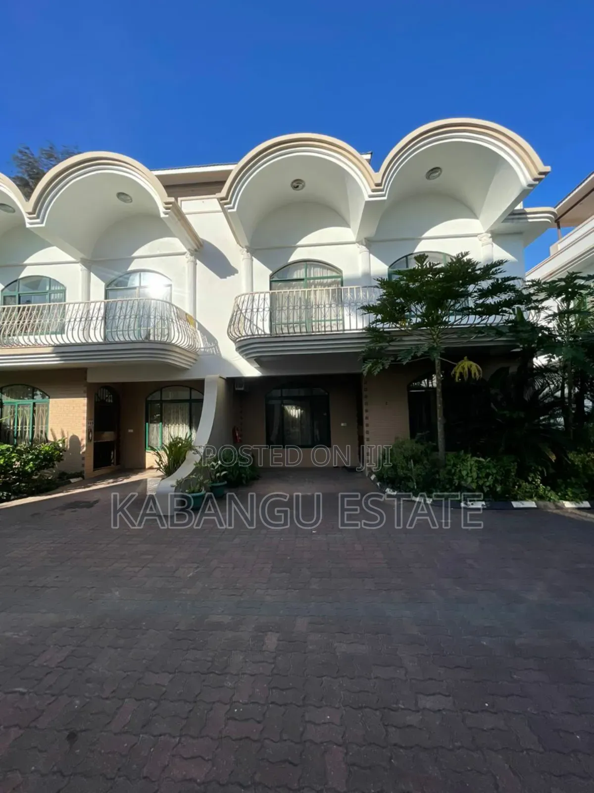 Furnished 4bdrm Villa in Oysterbay for rent