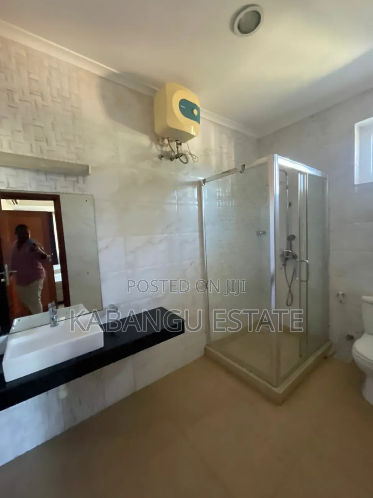 Furnished 4bdrm Villa in Oysterbay for rent