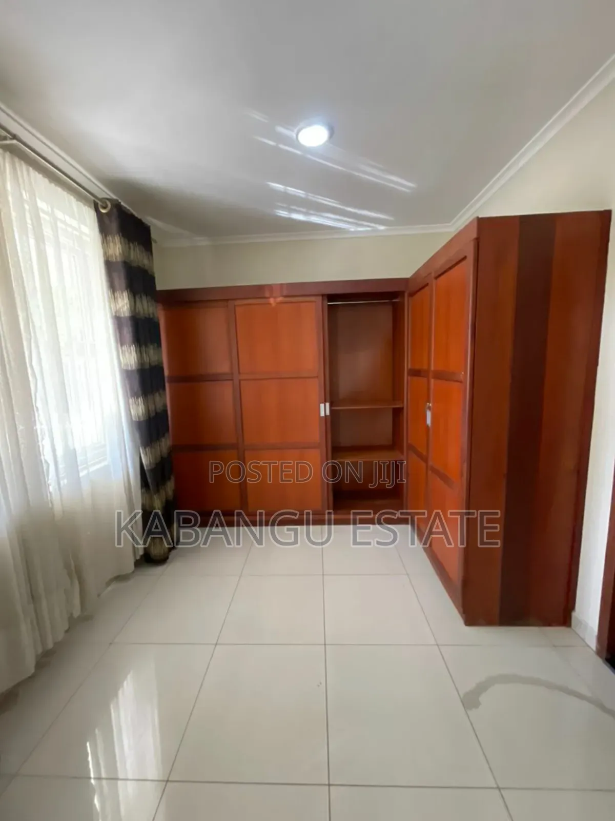 Furnished 4bdrm Villa in Oysterbay for rent