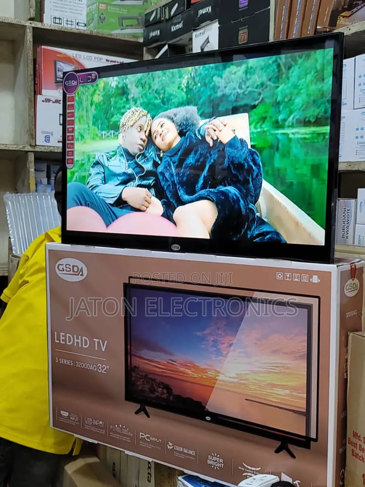 Gsda 32 Inches LED TV
