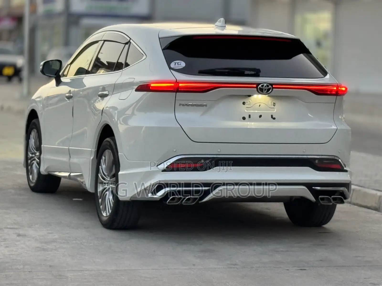 Toyota Harrier 2.0 2021 White