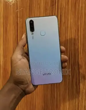 Vivo Y17 64 GB