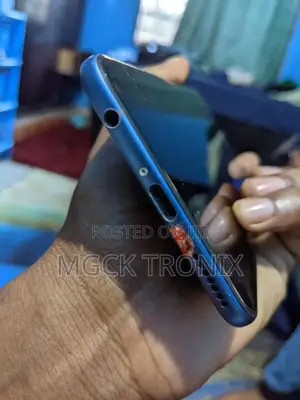 New Huawei Nova 2 Plus 128 GB Blue