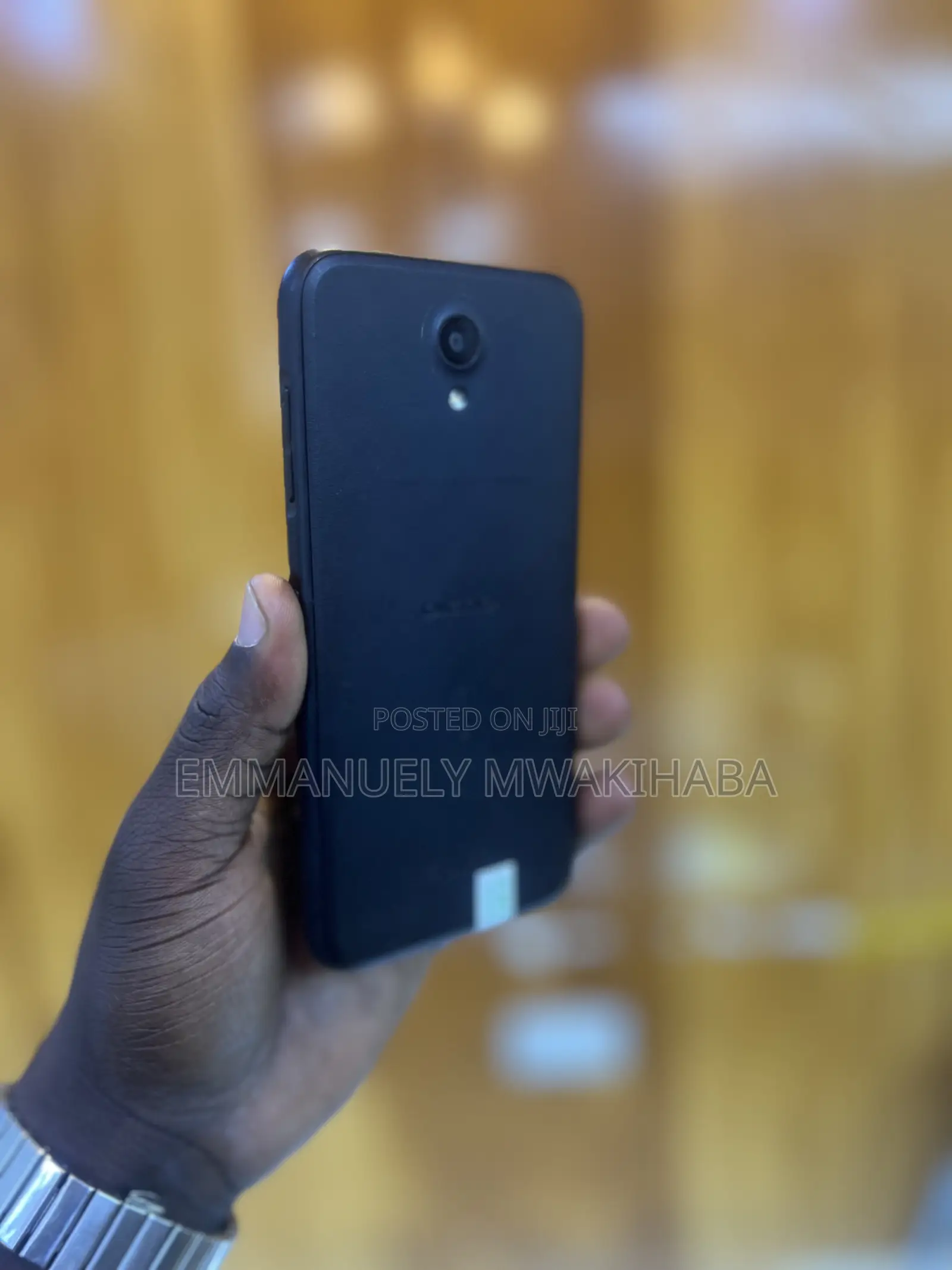 Kyocera Digno A 32 GB Black