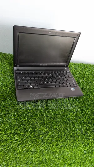 Laptop Samsung 2GB Intel HDD 320GB