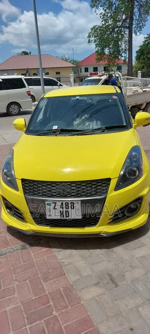 Suzuki Swift 2014 Yellow