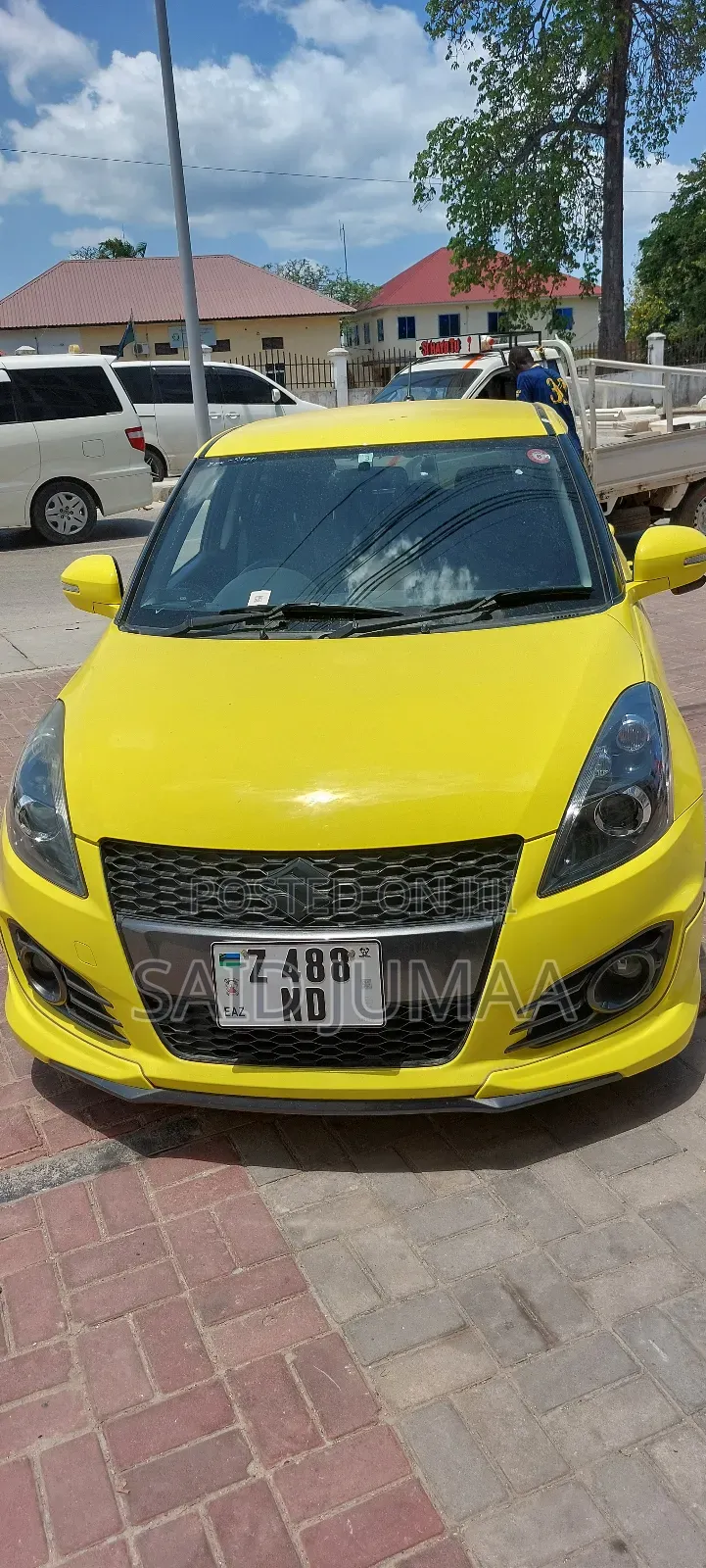 Suzuki Swift 2014 Yellow