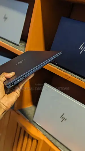 Laptop HP Dragonfly G2 8GB Intel Core i5 SSD 256GB