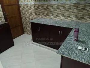 3bdrm Apartment in Dalalipapaatzseven, Bunju for rent