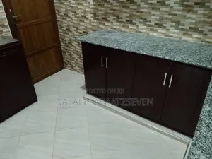 3bdrm Apartment in Dalalipapaatzseven, Bunju for rent