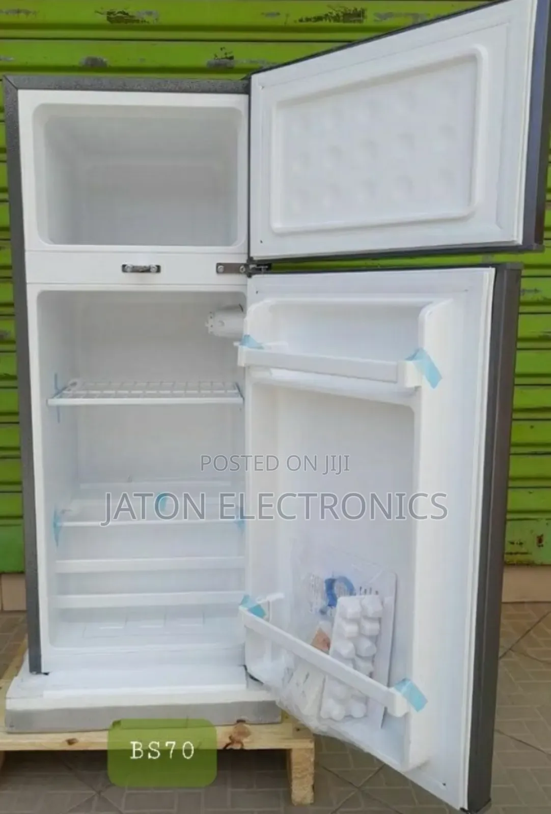 Boss Refrigerator BS 70L