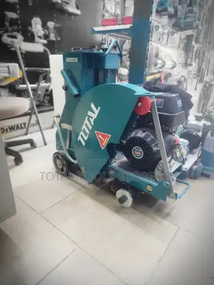 Asphalt Cutting Machine / Floor Saw 13hp