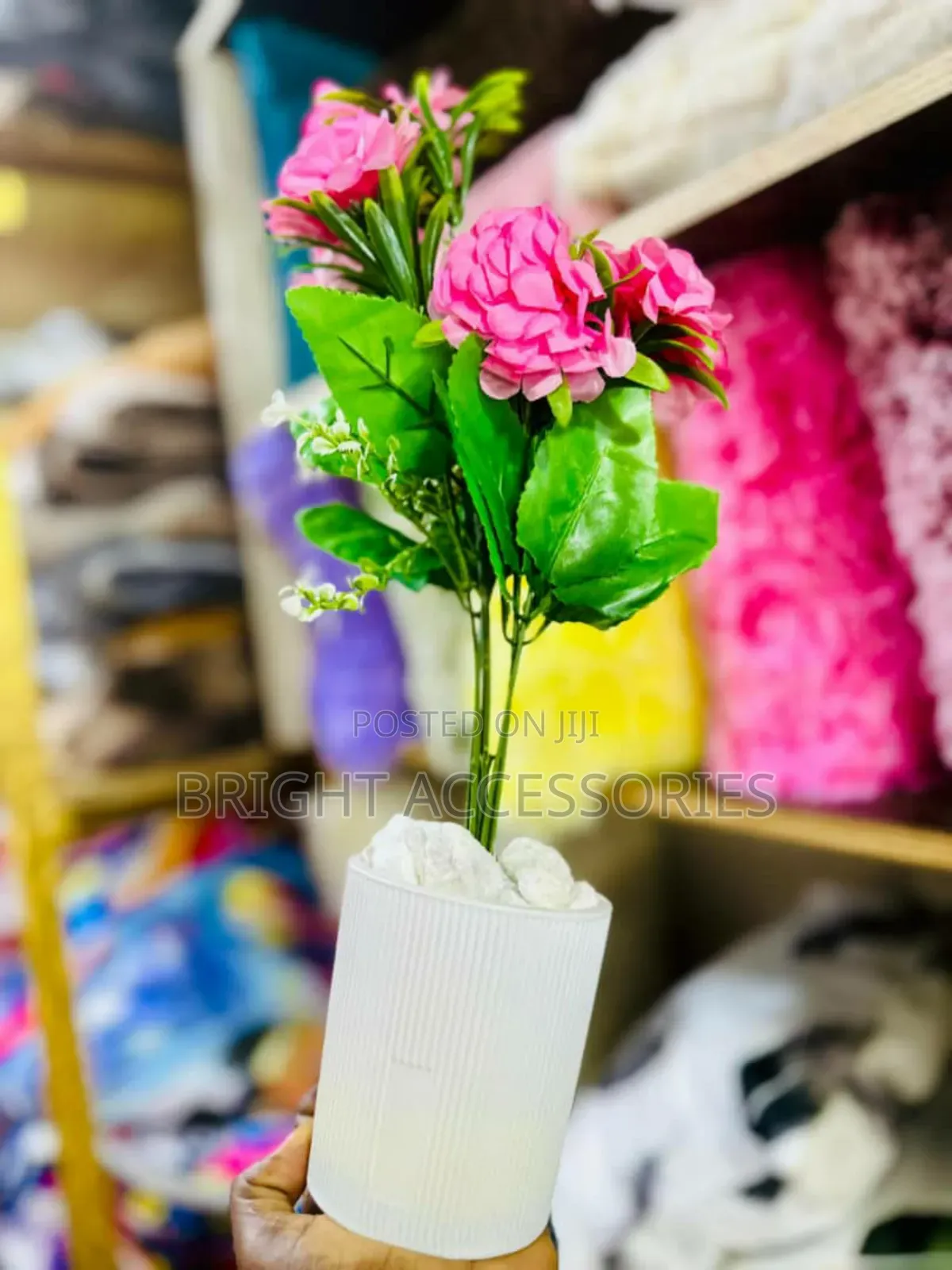 Maua Artificial/ Artificial Flowers