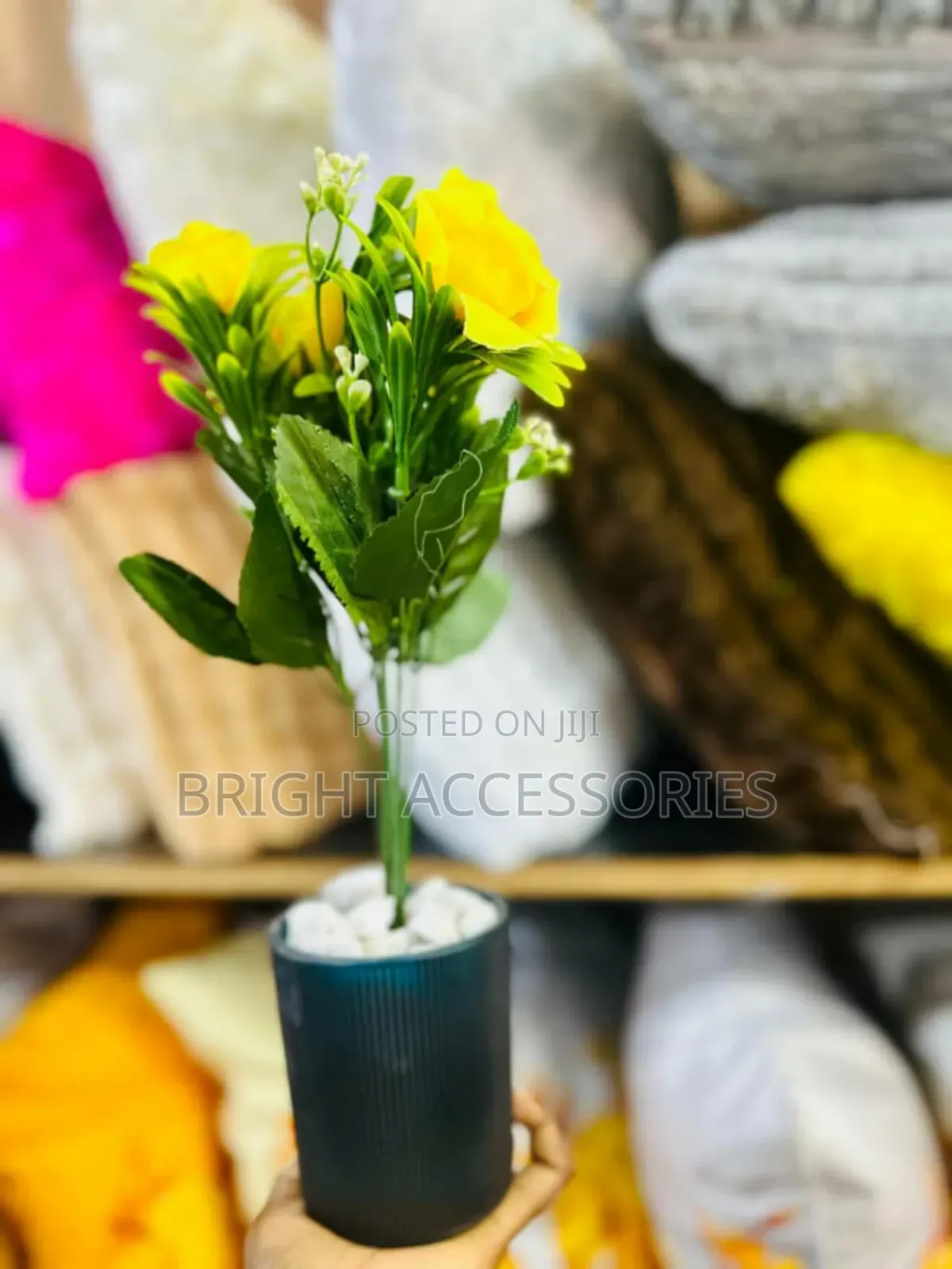 Maua Artificial/ Artificial Flowers