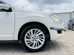 Nissan Dualis 2010 White
