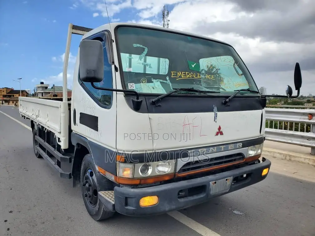 Mitsubishi Canter Longbase