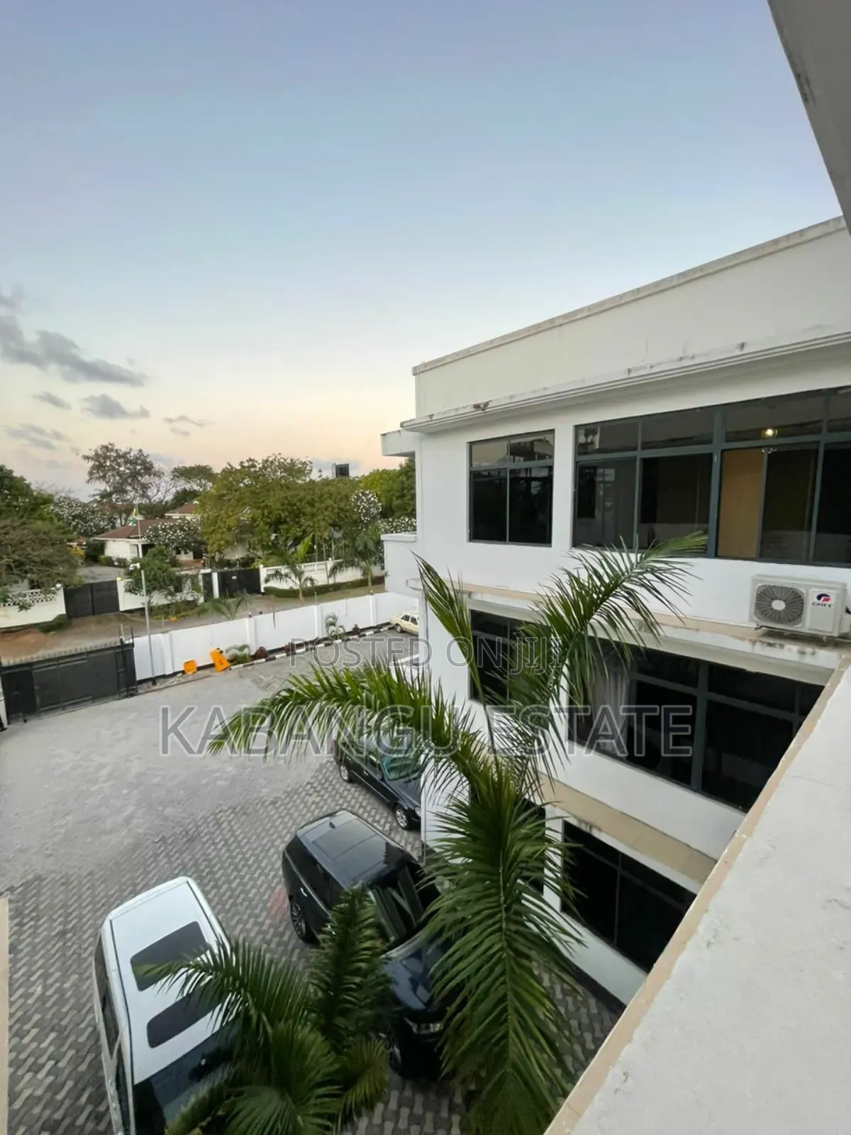 3bdrm Apartment in Oysterbay for rent