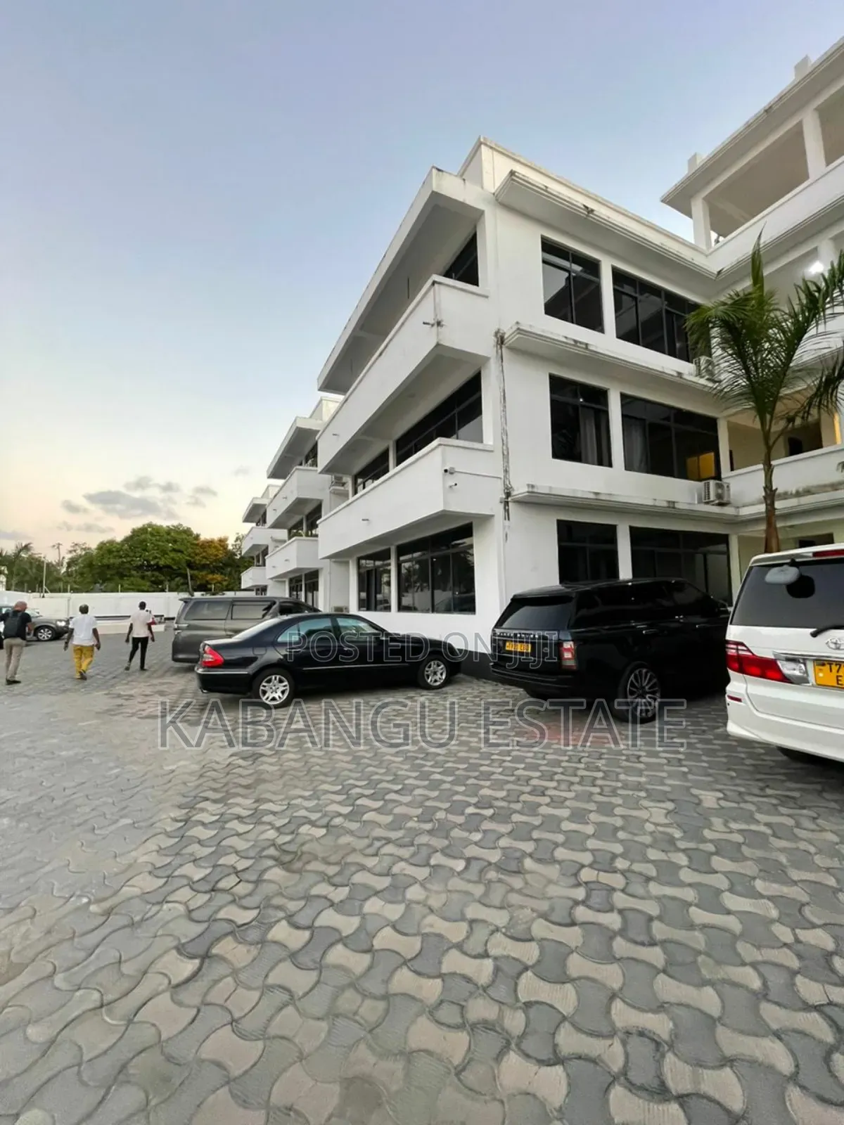3bdrm Apartment in Oysterbay for rent