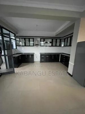 3bdrm Apartment in Oysterbay for rent