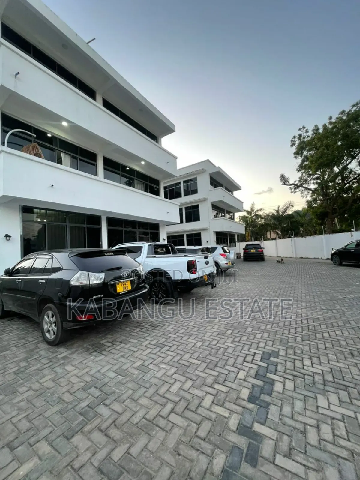 3bdrm Apartment in Oysterbay for rent