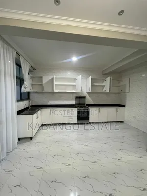 3bdrm Apartment in Oysterbay for rent