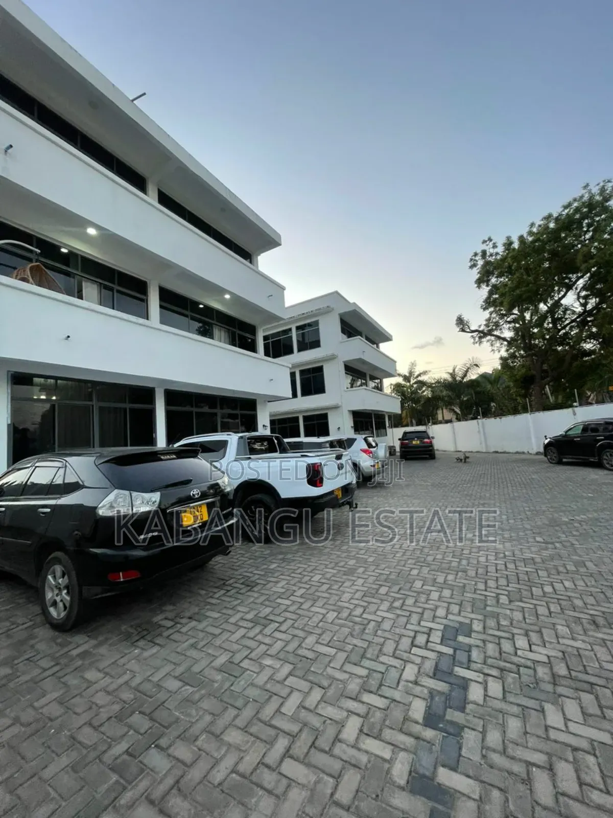 3bdrm Apartment in Oysterbay for rent