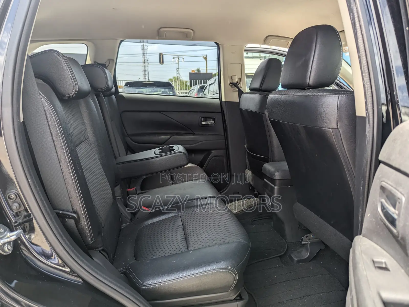 Mitsubishi Outlander 2014 Black