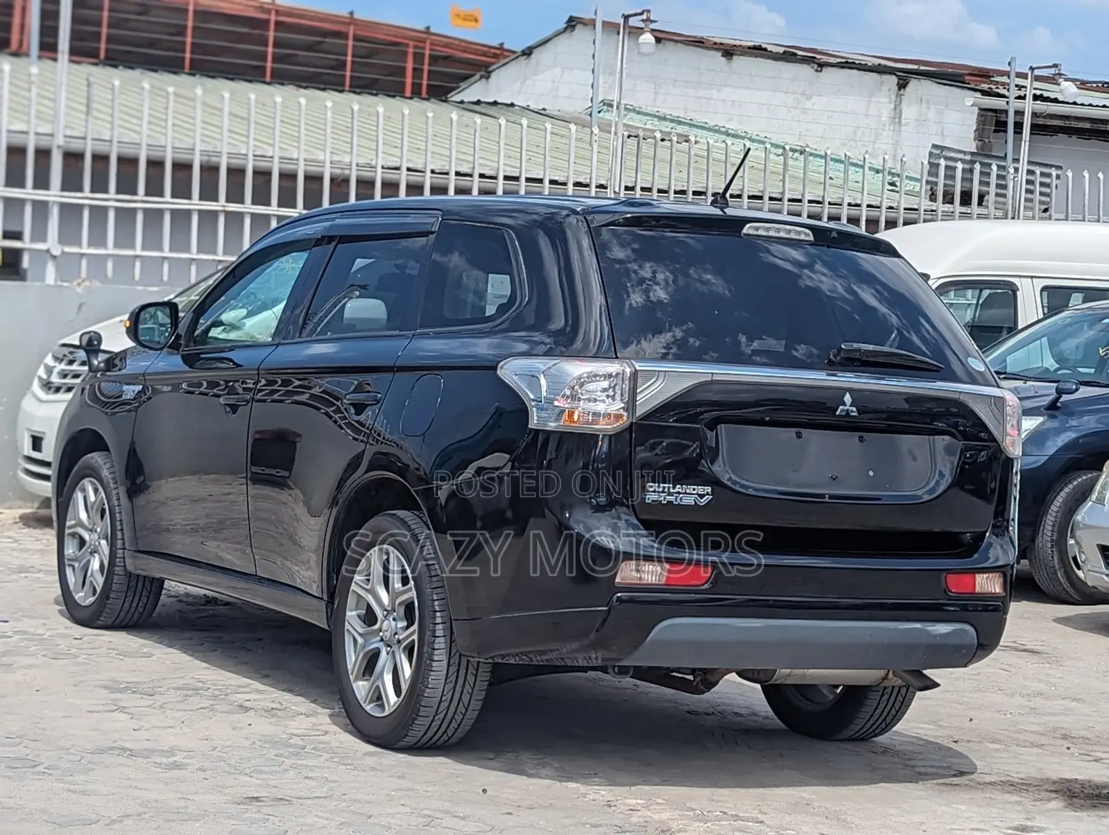 Mitsubishi Outlander 2014 Black