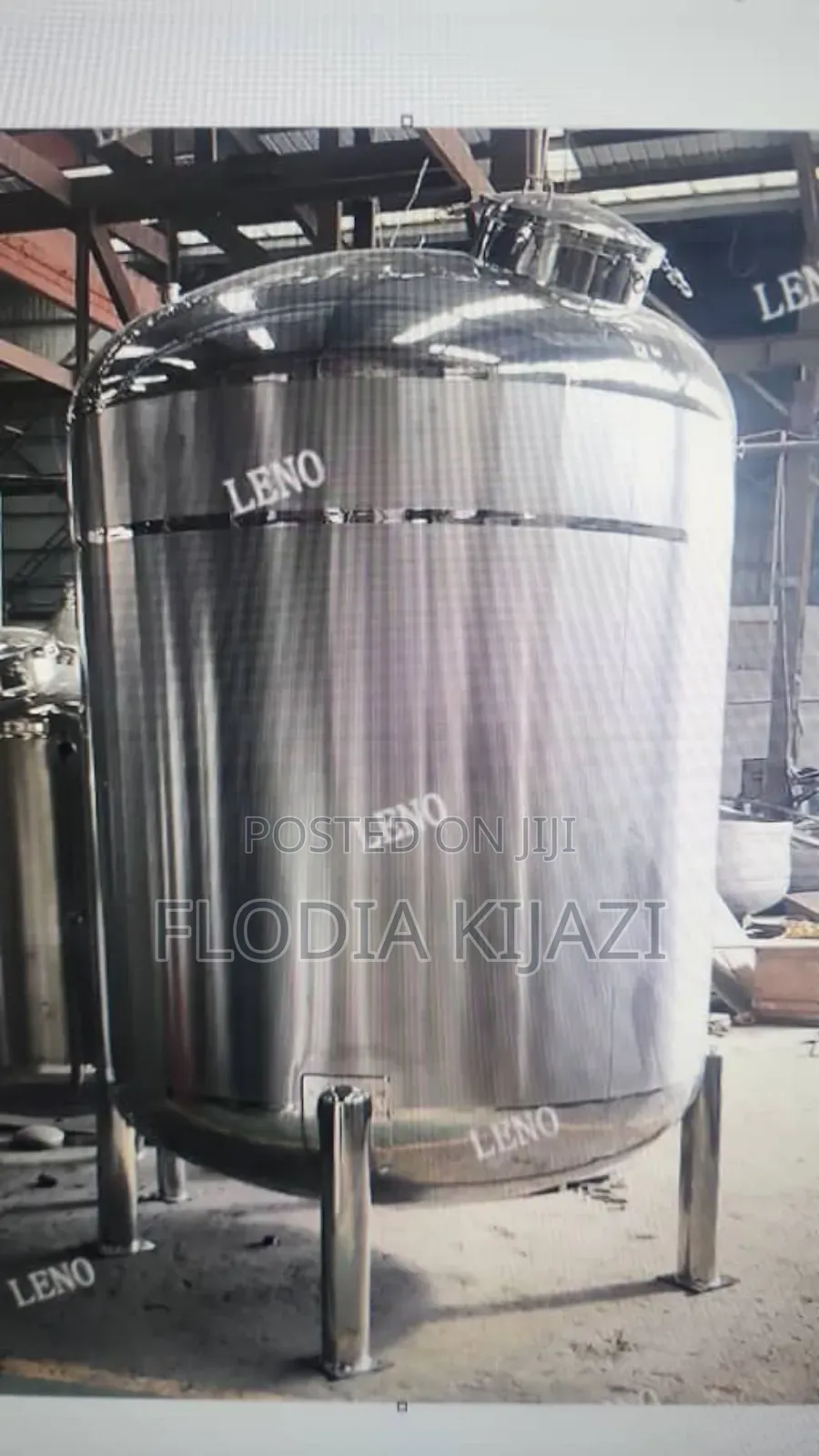 Tank for Mixing Materials