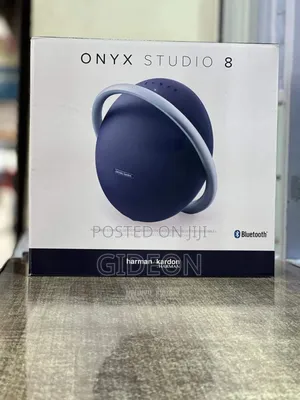 Onyx Studio 8