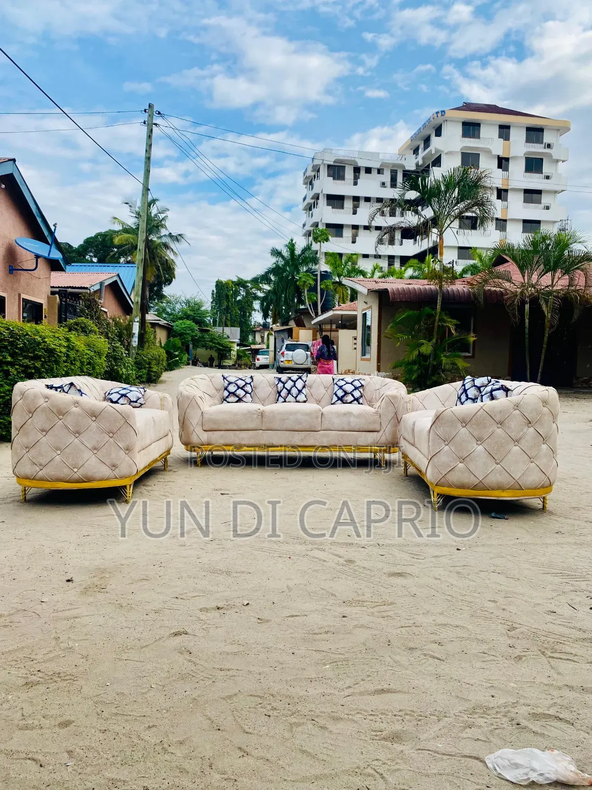 Sofa Set Classic Mpya