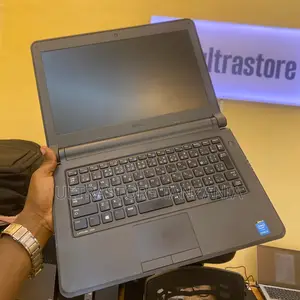 New Laptop Dell Latitude 3380 8GB Intel Core I5 HDD 500GB