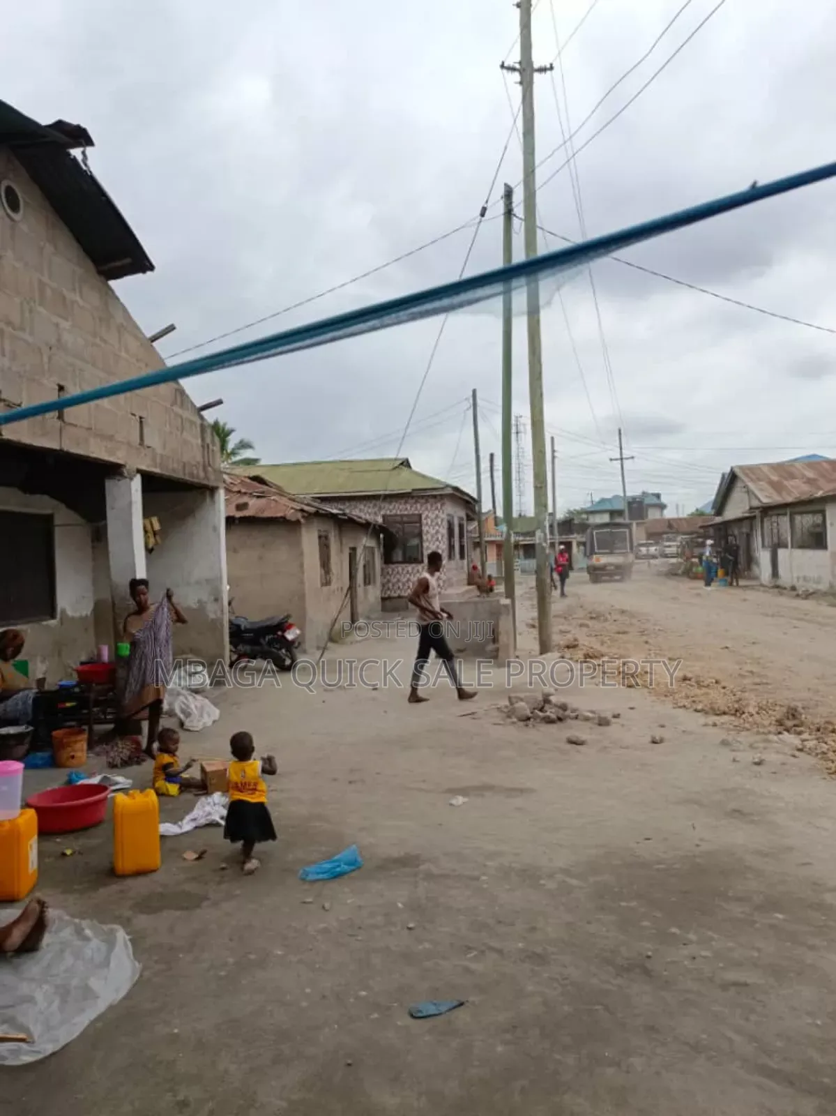 6bdrm House in Manzese for sale