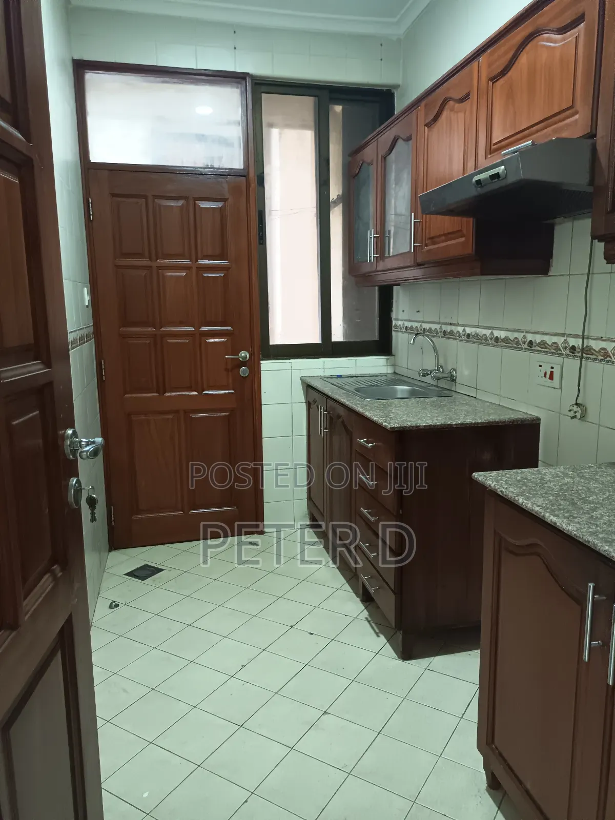 3bdrm Apartment in Kariakoo for rent