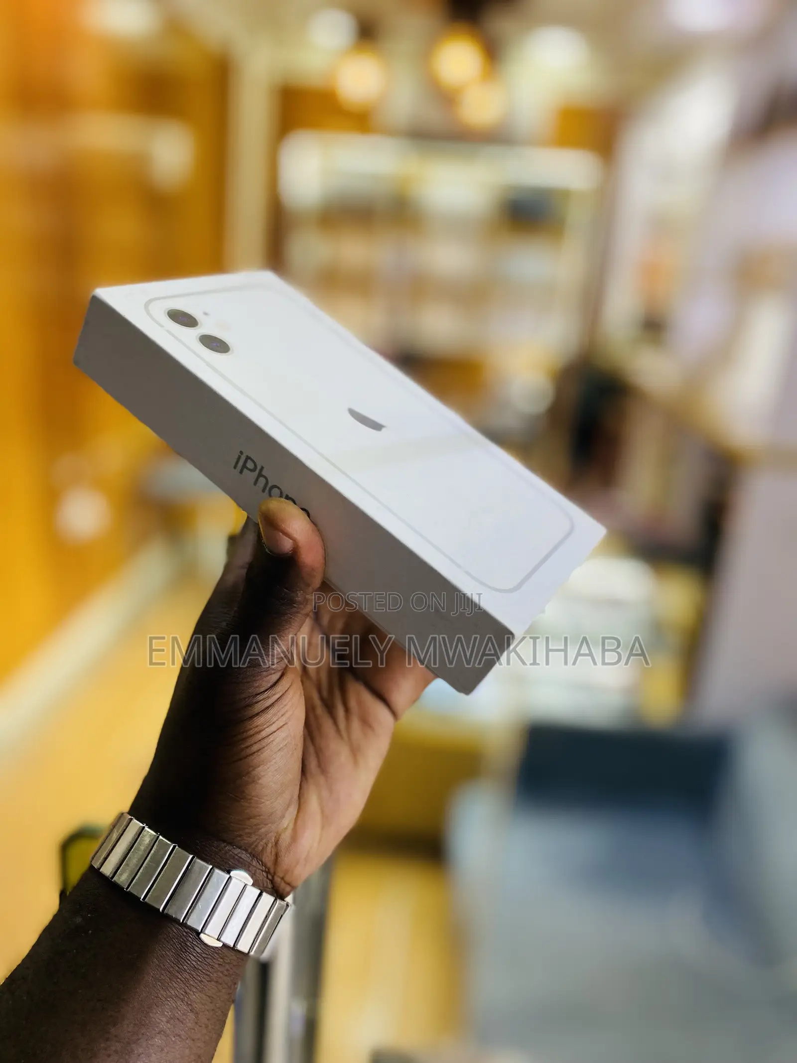 New Apple iPhone 11 128 GB White