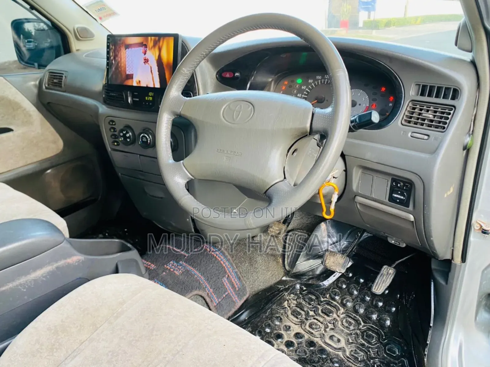 Toyota Noah 2001 Silver