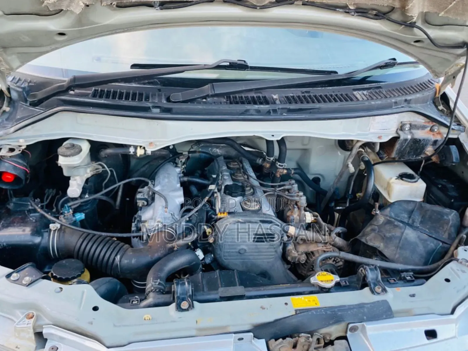 Toyota Noah 2001 Silver