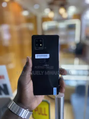 Sharp Aquos zero6 128 GB Black