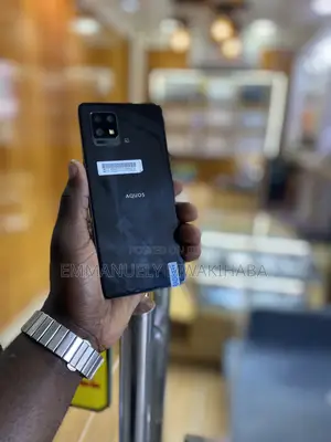 Sharp Aquos zero6 128 GB Black