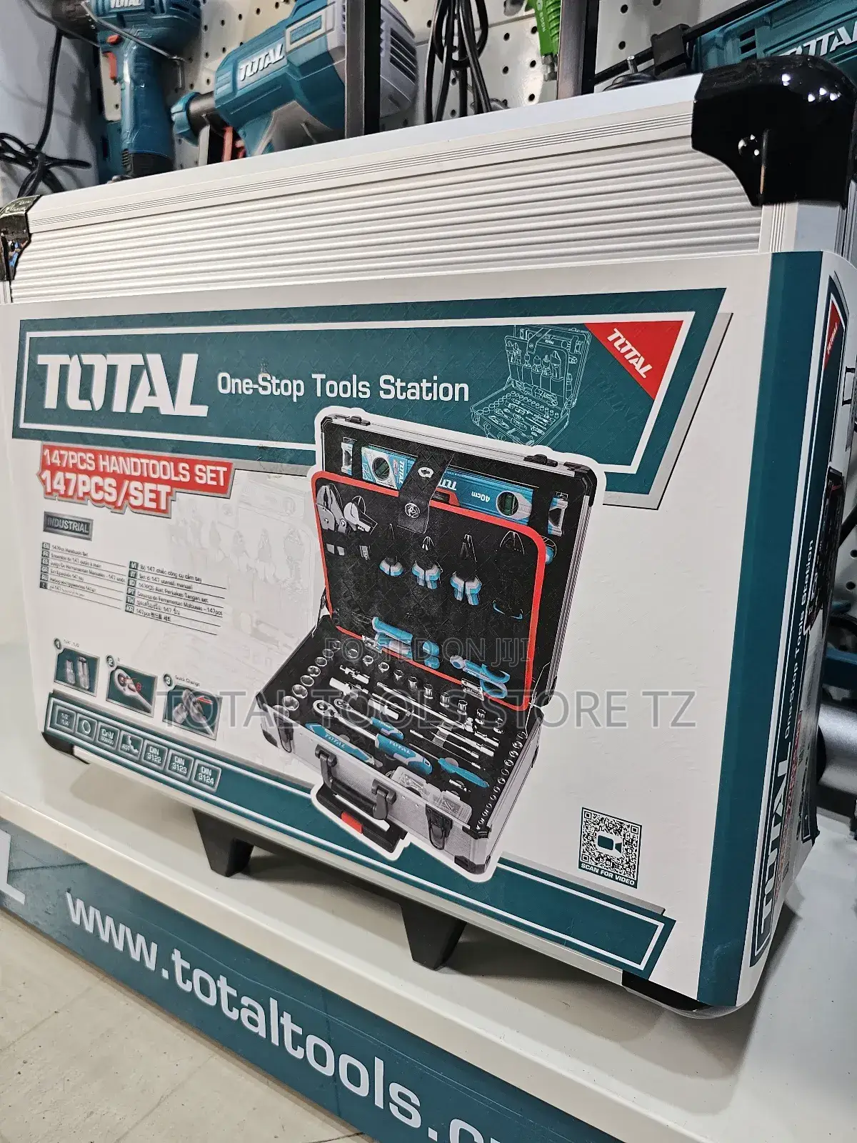Total Hand Tools Box 147pcs/Set
