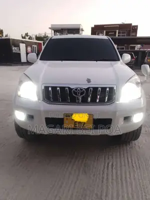 Toyota Land Cruiser Prado 2007 White