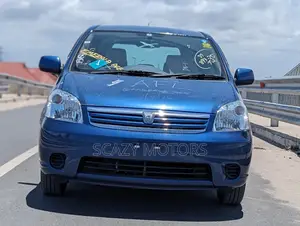 Toyota Raum 2007 Blue