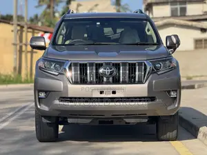 Toyota Land Cruiser Prado 2022 Beige