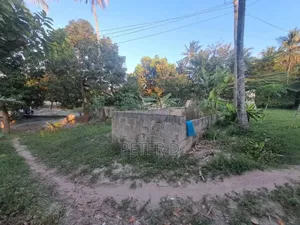 Kiwanja SQM 1200
