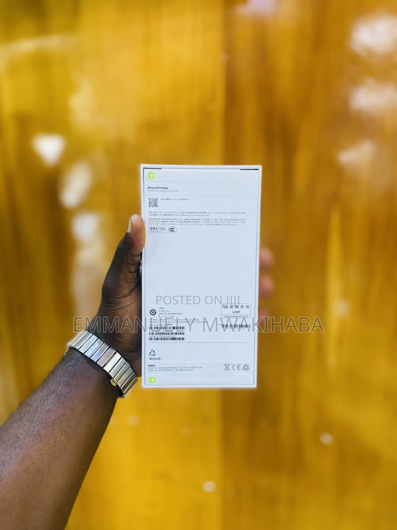 New Apple iPhone 16 Pro Max 256 GB Gold
