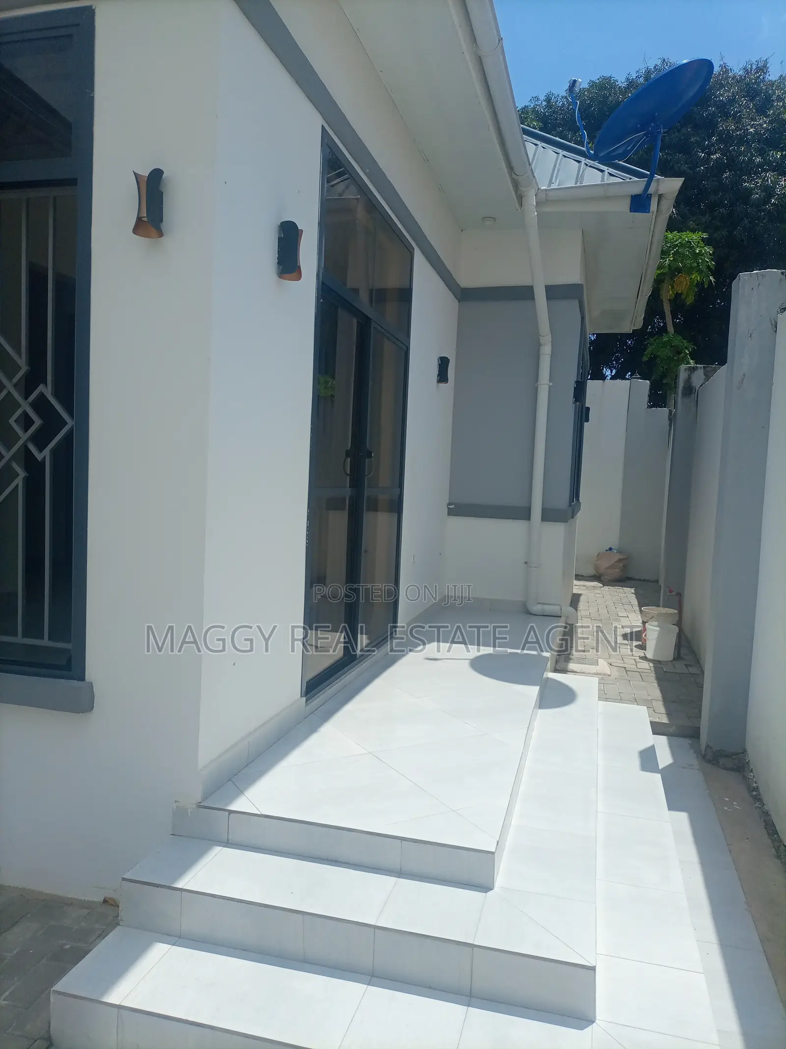 2bdrm House in Bunju Beach for rent